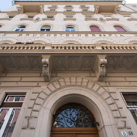Apartment Near The Heroes Square *