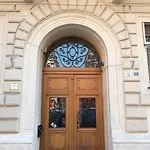 Near The Heroes Square Apartment Budapest